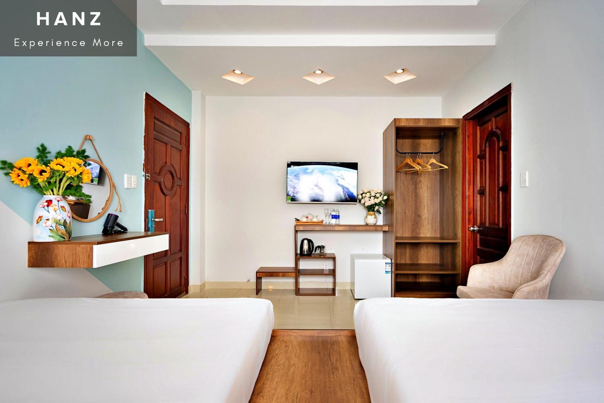 Hanz 137 Vivianne Hotel *